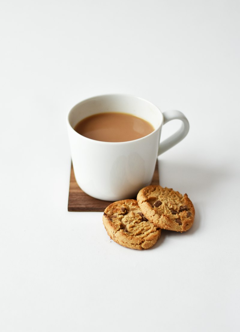 Velvety vanilla and roasted cacao dessert Ceylon tea blend